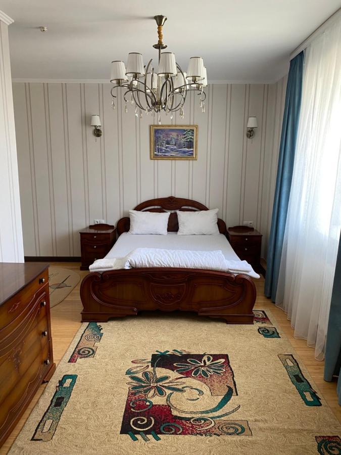 Hotel Astam Qostanay Esterno foto